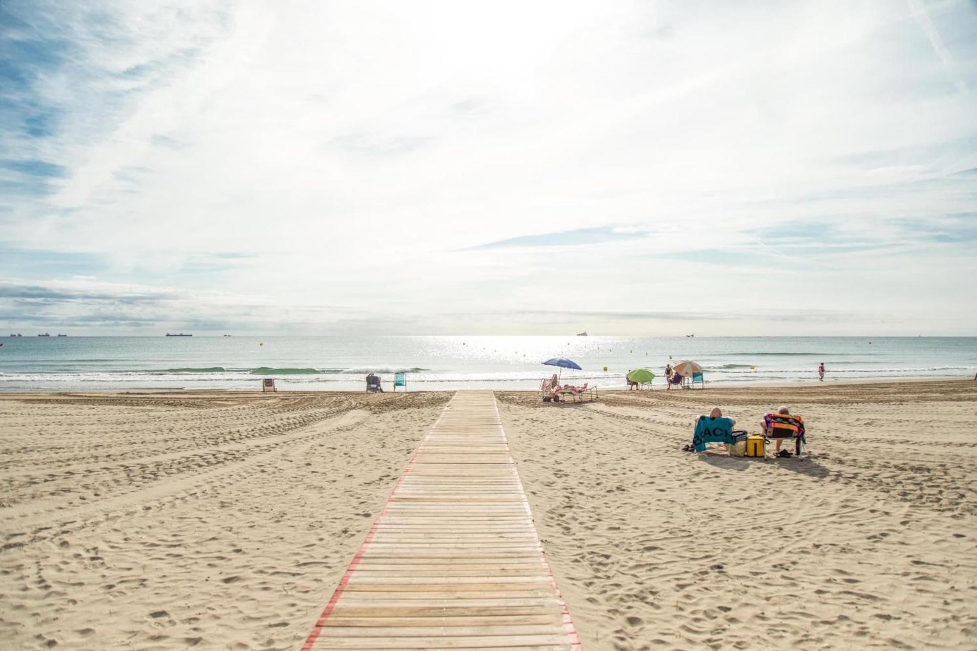 Apartbeach Golden I Muy Luminoso Junto Playa Y Climatizado Salou Exteriör bild