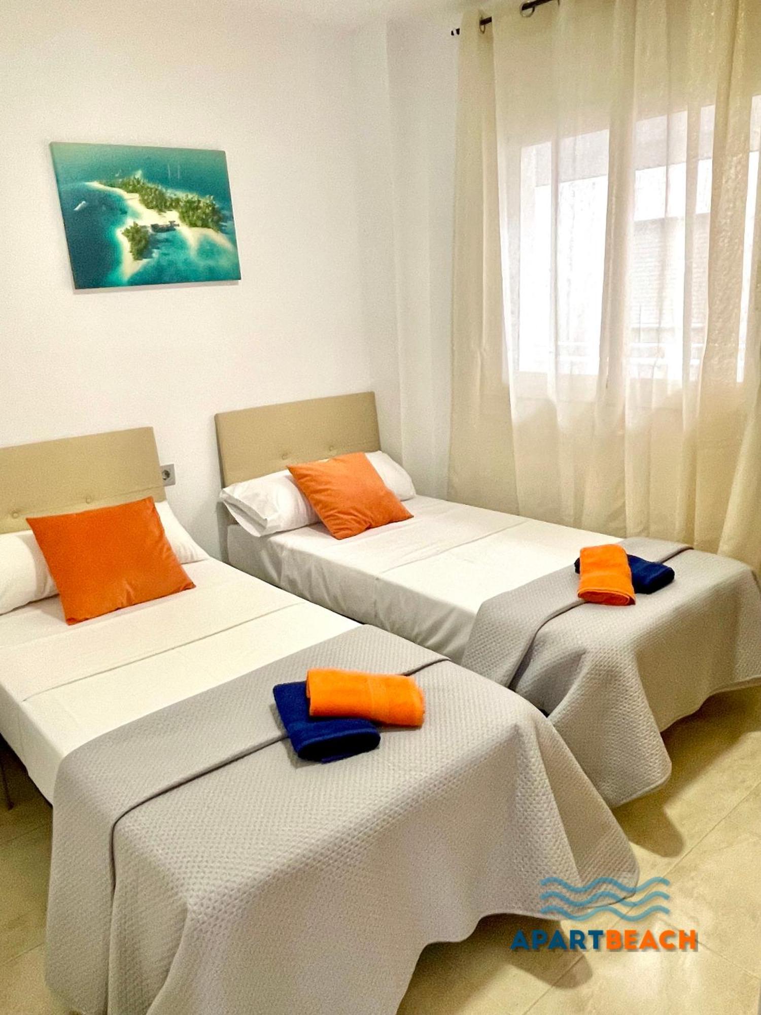 Apartbeach Golden I Muy Luminoso Junto Playa Y Climatizado Salou Exteriör bild