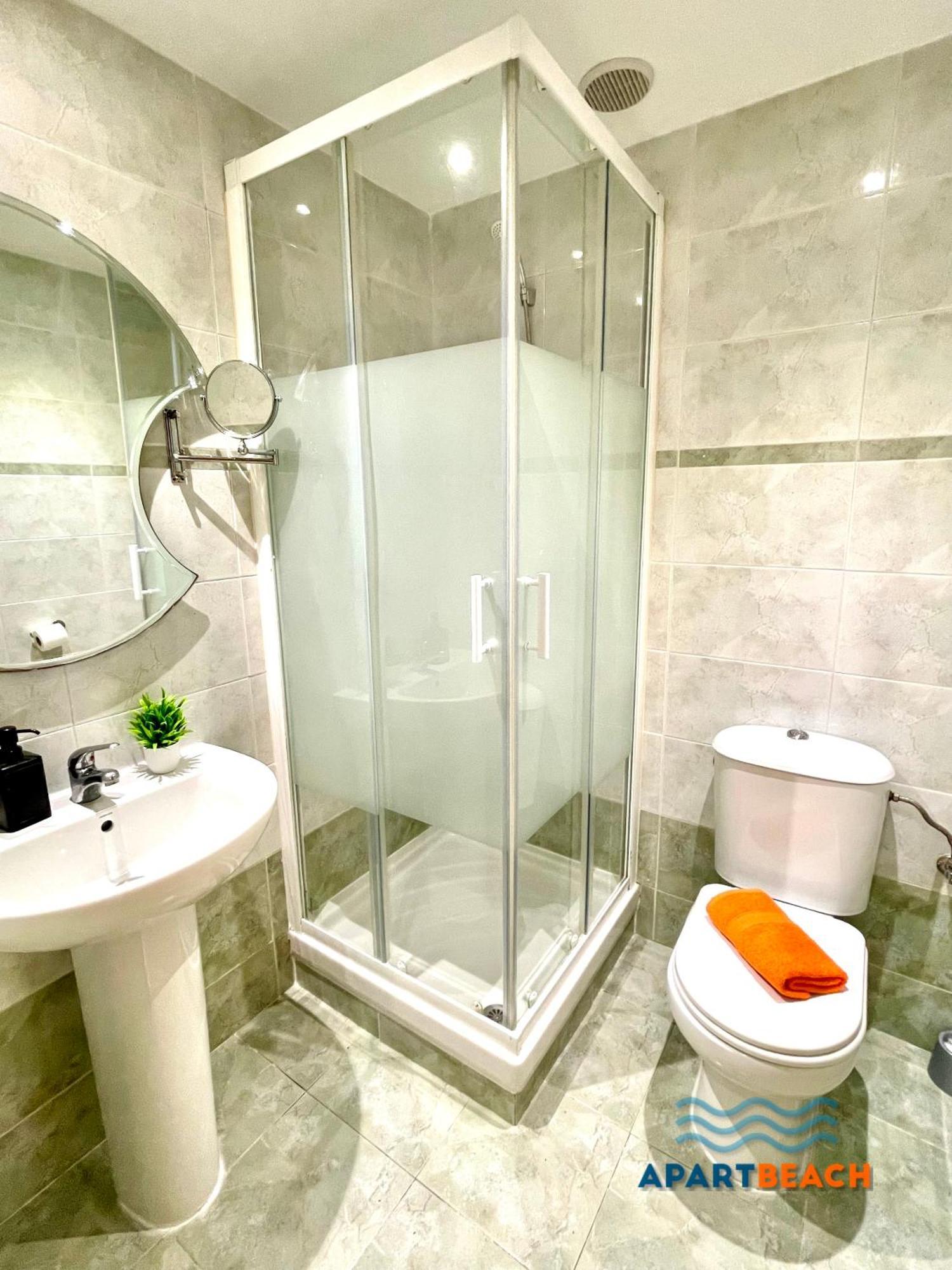 Apartbeach Golden I Muy Luminoso Junto Playa Y Climatizado Salou Exteriör bild